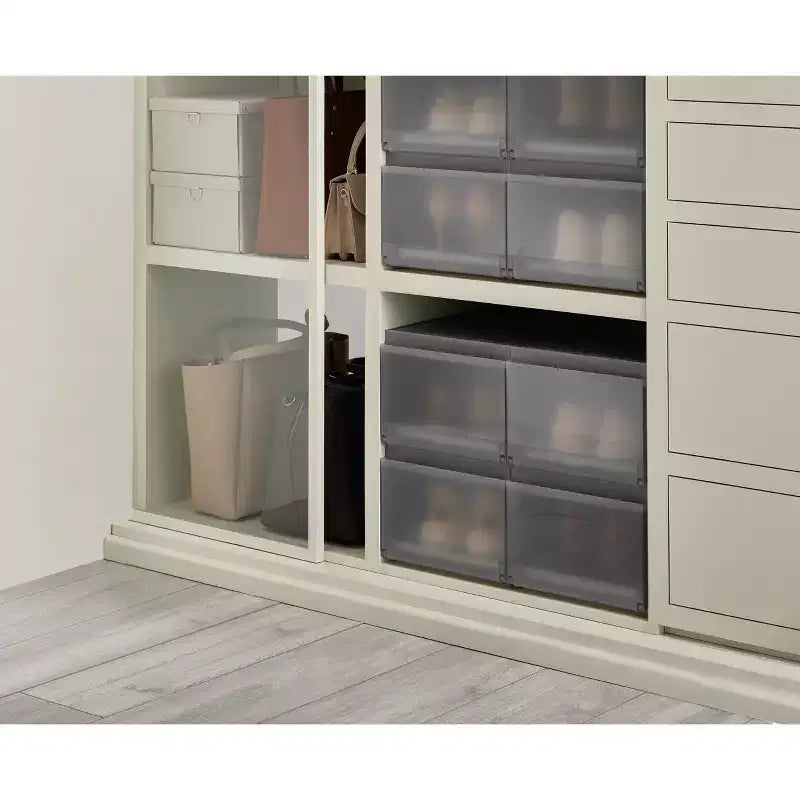 Joseph Joseph 6 boîtes de rangement de chaussures de qualité supérieure avec plateau coulissant : cadre en polypropylène, blanc cassé, peut contenir 6 paires