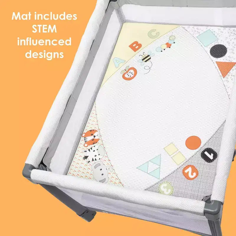 Baby Trend Play Suite 3-en-1 parc pliant avec tapis d'éveil - Quartz Stone : Poids maximal supporté 13,6 kg, rembourrage en polyester, cadre en acier