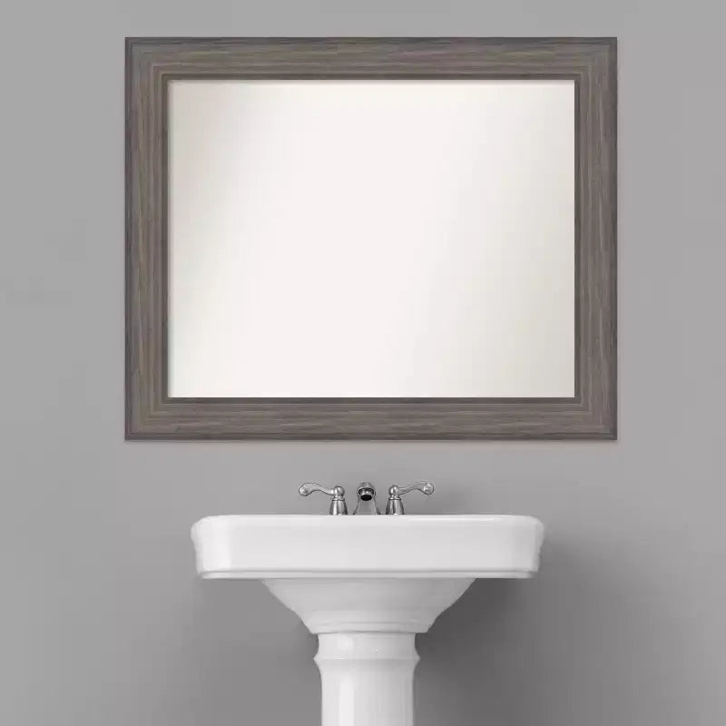 Miroir mural de salle de bain en bois de grange non biseauté 33" x 27" marron - Amanti Art