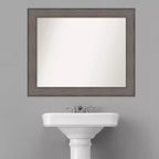 Miroir mural de salle de bain en bois de grange non biseauté 33" x 27" marron - Amanti Art
