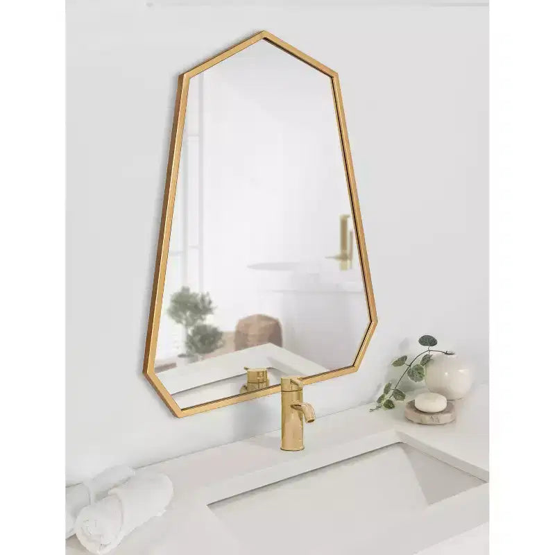 Miroir mural encadré Hammell Or 23" x 30" - Kate & Laurel All Things Decor