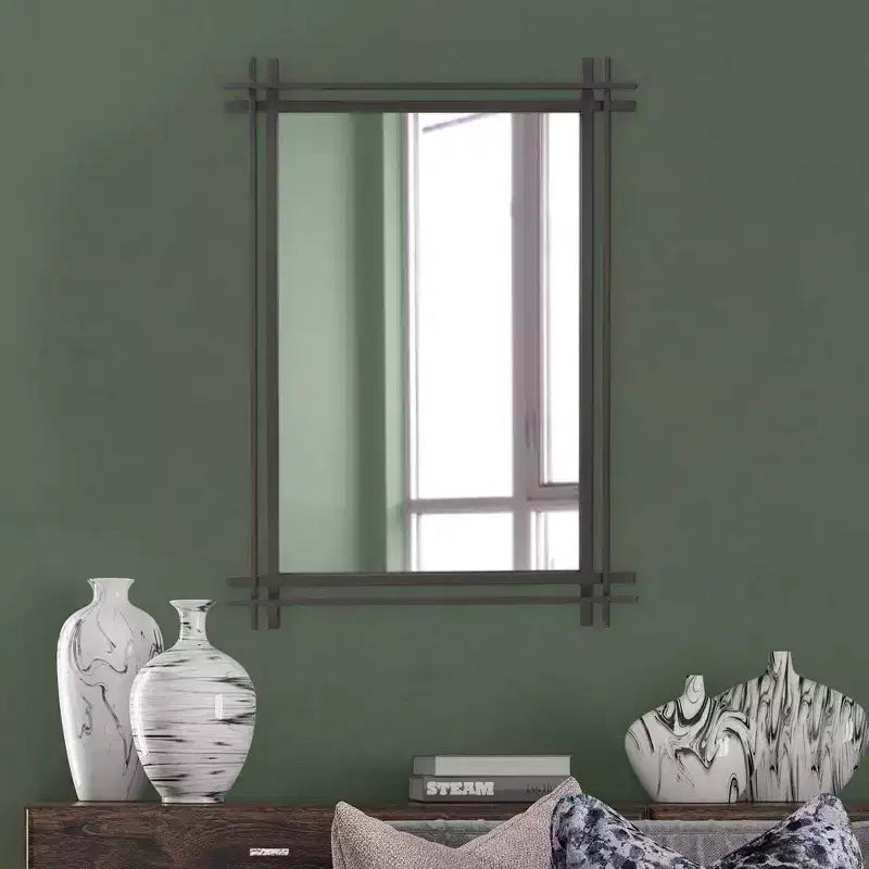 Miroir mural rectangulaire Howard Elliott 27"x38" doré à cadre orné : Style moderne, cadre en polyuréthane, aucun assemblage requis