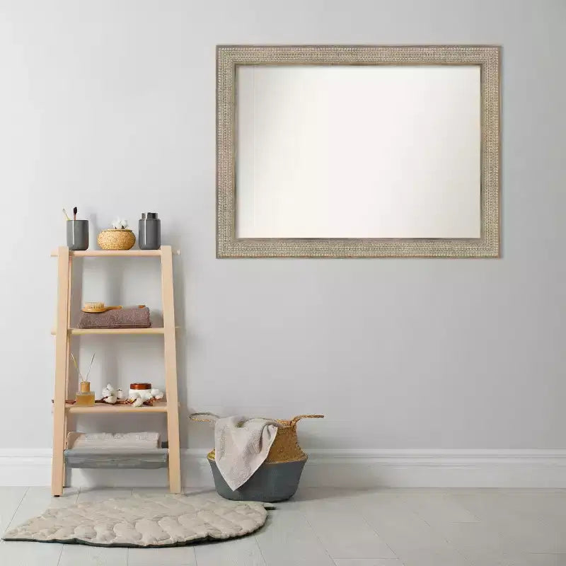 Miroir mural de salle de bain en bois argenté Amanti Art, 112 x 84 cm, sans biseau : style moderne, cadre en bois, fixation murale