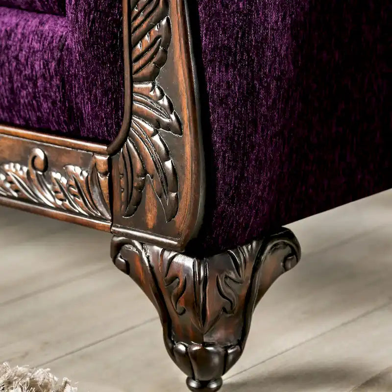 Causeuse Grendel traditionnelle en chenille violette avec accoudoirs roulés par Furniture of America