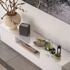 Meuble TV moderne Famapy brillant avec tiroirs et bande lumineuse inférieure.