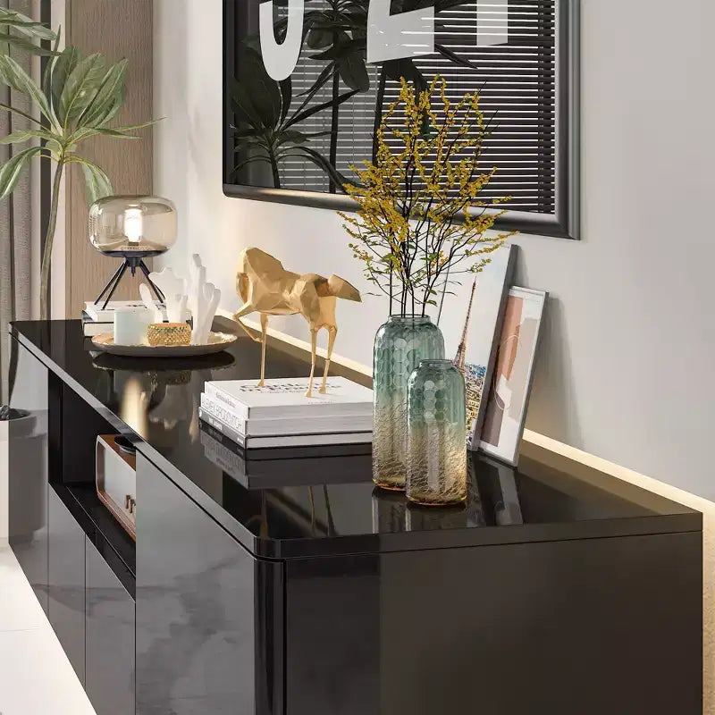 Meuble TV moderne Famapy brillant avec tiroirs et bande lumineuse inférieure.