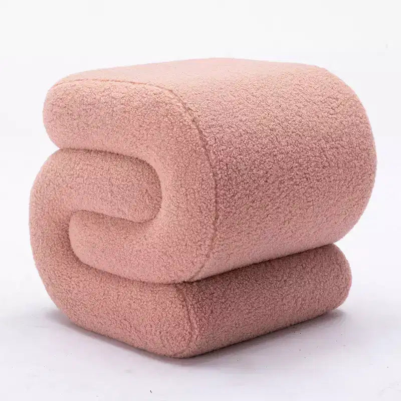 GDFStudio Mila 19.3 Ottoman/Repose-pieds Teddy en forme de S