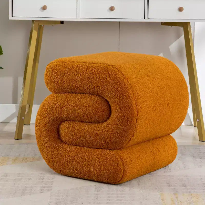 GDFStudio Mila 19.3 Ottoman/Repose-pieds Teddy en forme de S