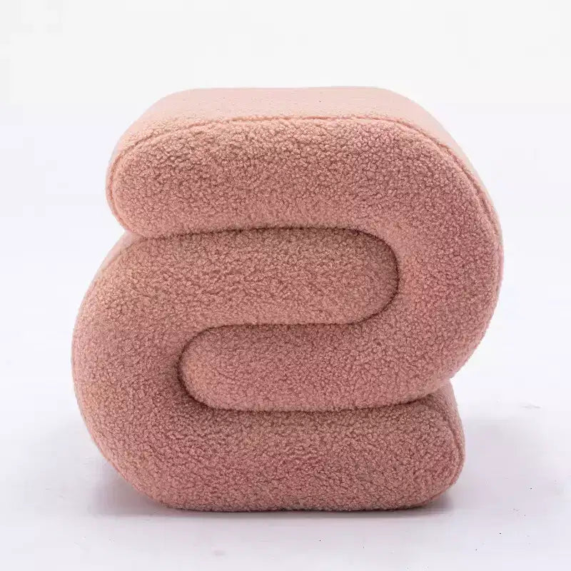GDFStudio Mila 19.3 Ottoman/Repose-pieds Teddy en forme de S