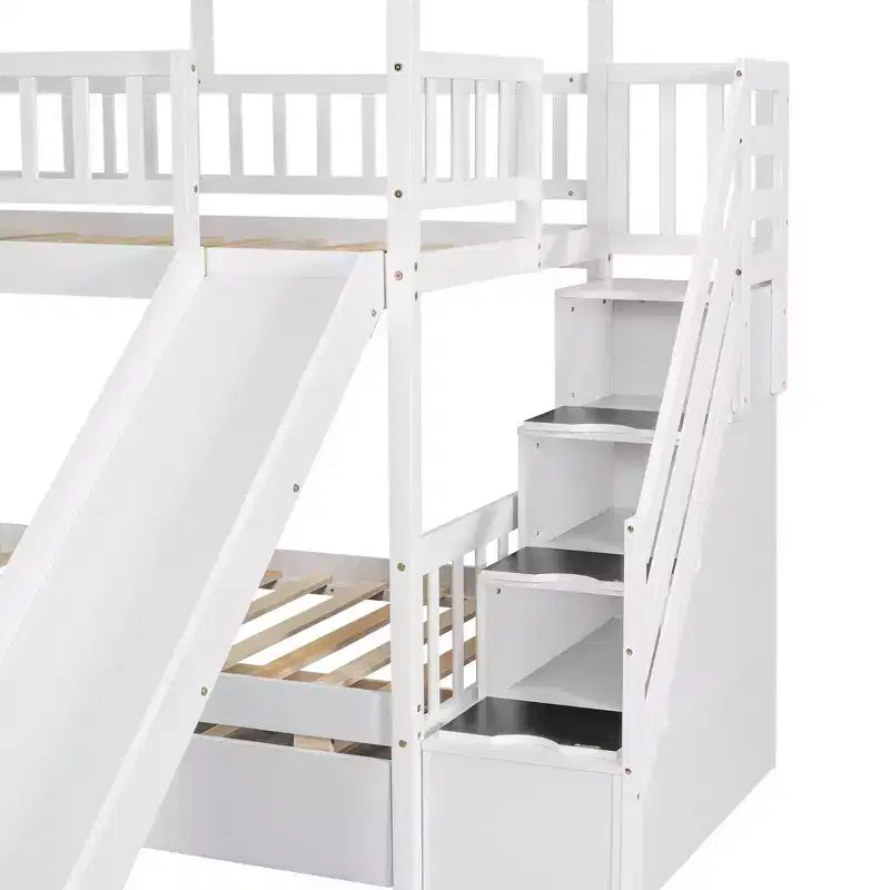 Lit superposé jumeau sur jumeau Whisen avec lit gigogne et toboggan, escalier de rangement, toit et design de fenêtre