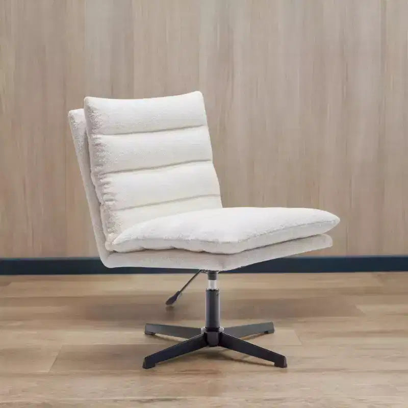 Fauteuil d'appoint pivotant Zeus & Ruta de 57,9 cm de large avec pieds croisés et accoudoirs réglables