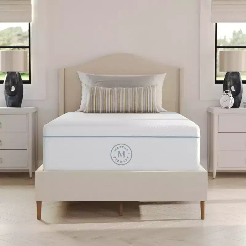 Matelas Martha Stewart SleepComplete 12 po en mousse à mémoire de forme à thé vert et gel rafraîchissant à double action, fermeté moyenne, avec plateau matelassé en jacquard recyclé doux et respirant