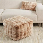 Pouf en fausse fourrure pelucheuse Bubble Saro Lifestyle