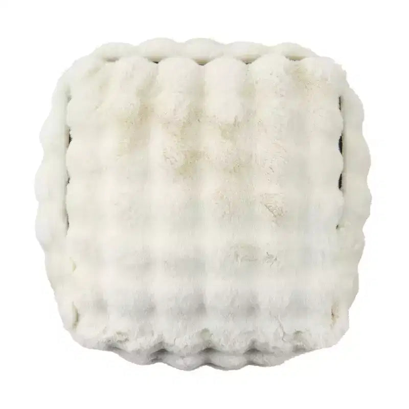 Pouf en fausse fourrure pelucheuse Bubble Saro Lifestyle