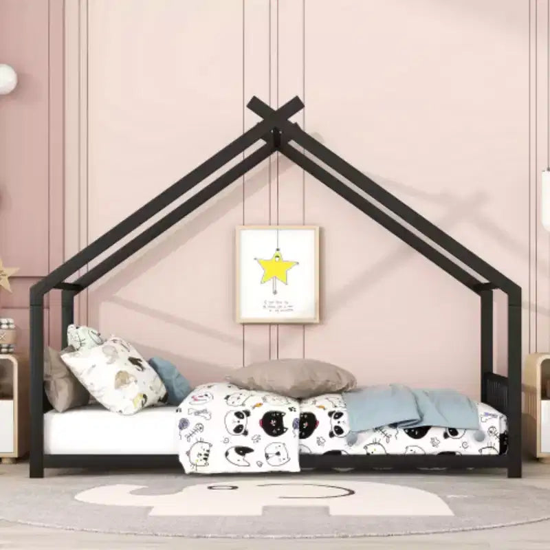 Cadre de lit double en métal avec un design de maison exceptionnel