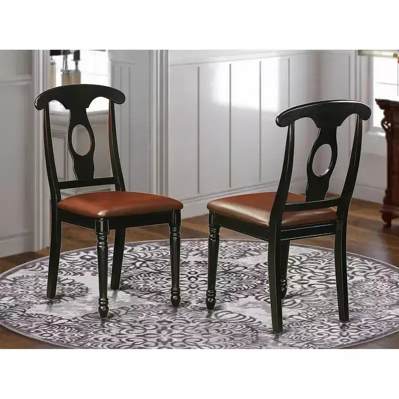 Chaises de salle à manger HomeStock Kenley, dossier Napoléon, assise en bois, couleur cerisier et crème