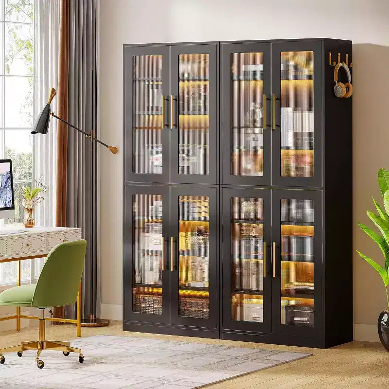 Bibliothèque Lantine avec portes et lumière LED, étagère haute de 170 cm avec 8 niveaux réglables et crochets de suspension