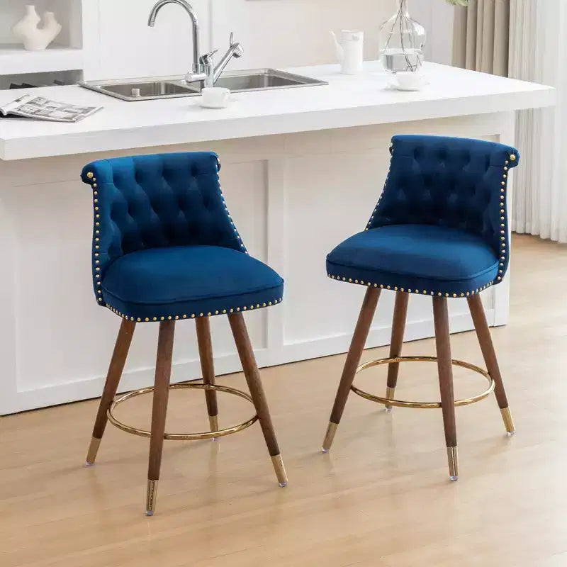 Lot de 2 tabourets de comptoir Elvara touffetés avec boutons et clous décoratifs, par Roundhill Furniture