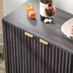 Bahut Homcom à portes cannelées avec rangement, buffet de rangement moderne de 140 cm avec 4 portes, 2 étagères réglables et 5 pieds en bois