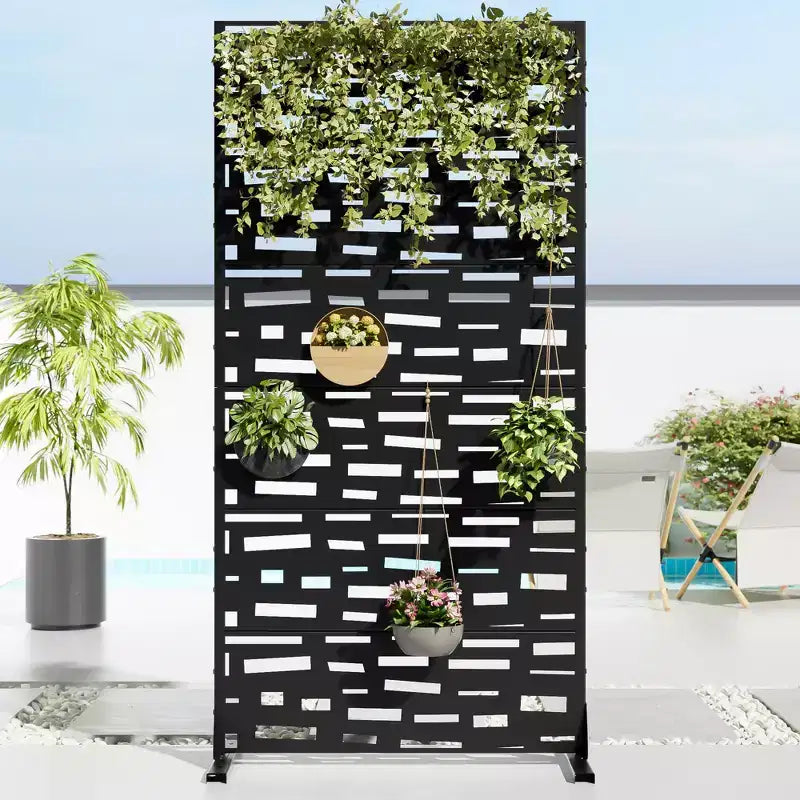 72 H47W Jardinière noire en métal Dovelina avec treillis brise-vue pour patio de café, jardin et balcons
