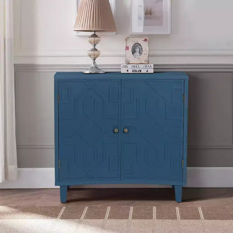 Christopher Knight Home Sonja Buffet d'appoint contemporain à motif géométrique avec étagères réglables et portes