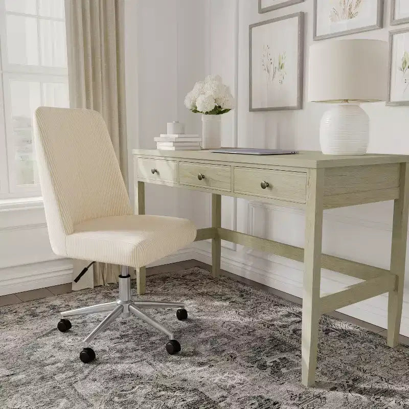 Chaise de bureau rembourrée Maeve Martha Stewart