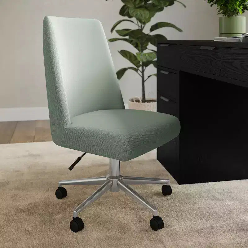 Chaise de bureau rembourrée Maeve Martha Stewart