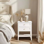 Karl Home | Table de chevet en bois massif avec deux tiroirs