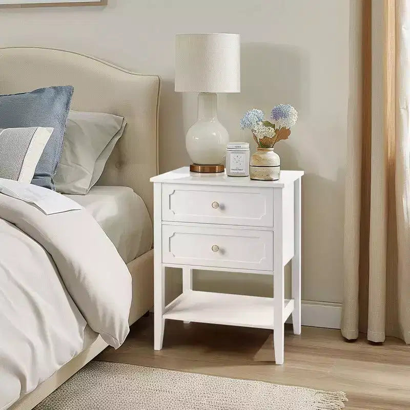 Karl Home | Table de chevet en bois massif avec deux tiroirs