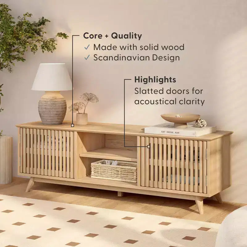 Meuble TV moderne mi-siècle en bois massif Plank+Beam 59 avec 2 portes