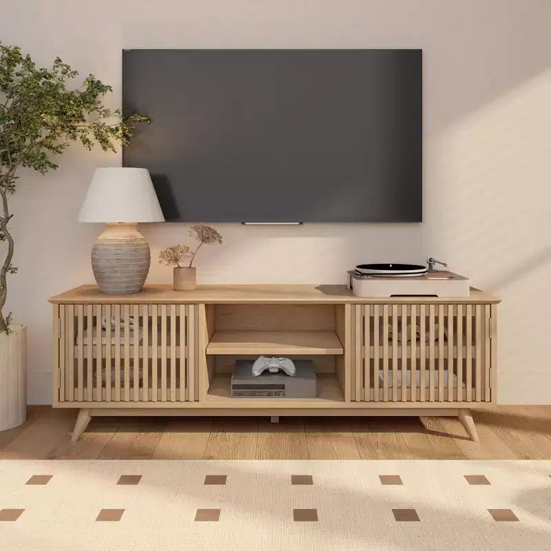 Meuble TV moderne mi-siècle en bois massif Plank+Beam 59 avec 2 portes