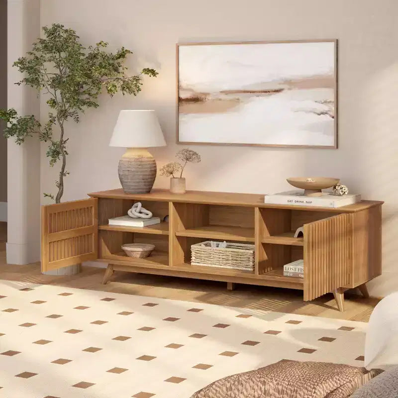 Meuble TV moderne mi-siècle en bois massif Plank+Beam 59 avec 2 portes