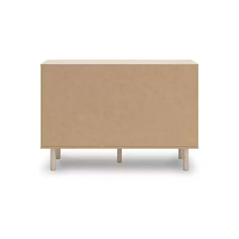 Commode 6 tiroirs Signature Design by Ashley Birkmore, finition chêne clair avec accents floraux, couleur havane
