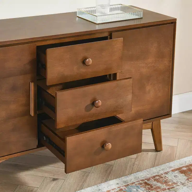 Buffet de rangement en bois GDFStudio Sigrid Mid Century Modern 47,3 avec 2 portes et 3 tiroirs