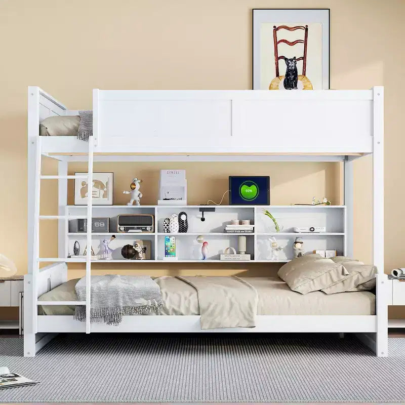 Lit superposé double XL/grand XL sur grand lit avec armoires de rangement et ports USB, construction robuste en bois de pin - ModernLuxe