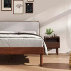 Ensemble de chambre à coucher Roundhill Furniture Wyller 3 pièces, lit plateforme avec deux tables de chevet, Noyer naturel, Grand lit