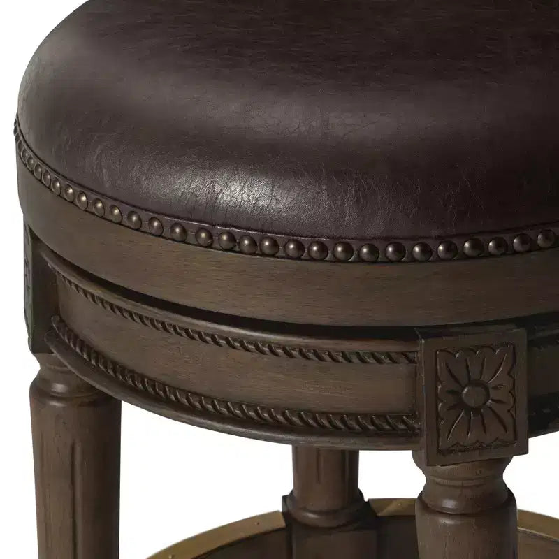 Tabourets de bar pivotants sans dossier Maven Lane 26 Pullman hauteur comptoir en similicuir