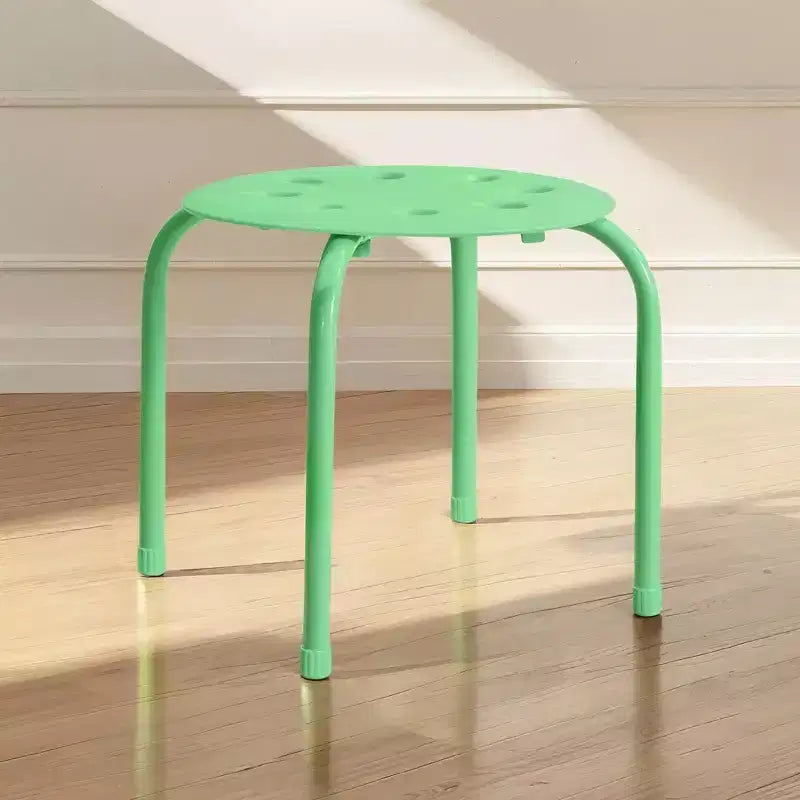 VECELO Tabourets empilables pour salle de classe, Tabourets portables en plastique de 30 cm de hauteur avec patins antidérapants pour l'école, Lot de 6/8