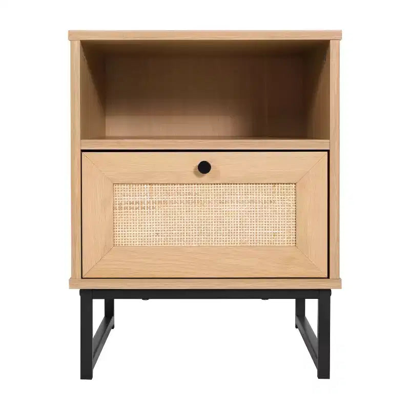 Flash Furniture Malaki – Table de chevet ou table d'appoint moderne du milieu du siècle avec tiroir accentué en rotin, étagère supérieure ouverte et pieds en métal