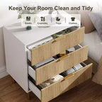 Commode Acekool en bois cannelé à 3 tiroirs, commode moderne de 71 cm de large, organiseur de rangement pour chambre à coucher avec poignée dorée pour salon, entrée, couloir