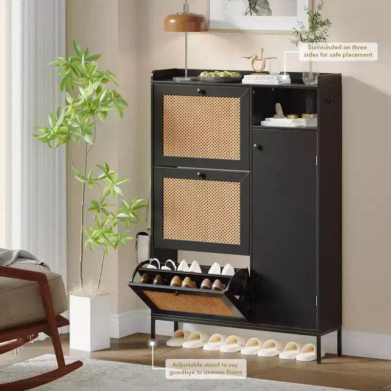 Meuble à chaussures autoportant CuisinSmart à 3 niveaux avec rotin naturel, organisateur de chaussures avec étagères réglables, range-chaussures étroit pour couloir, noir
