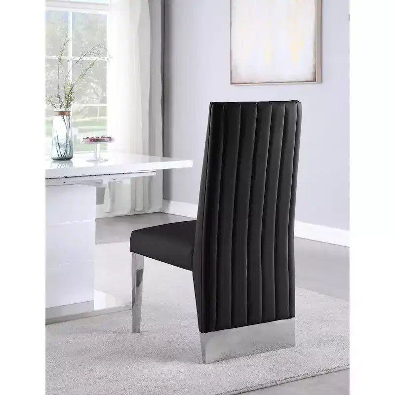 Meridian Furniture, Chaises de salle à manger Porsha en cuir végétalien, ensemble de 2