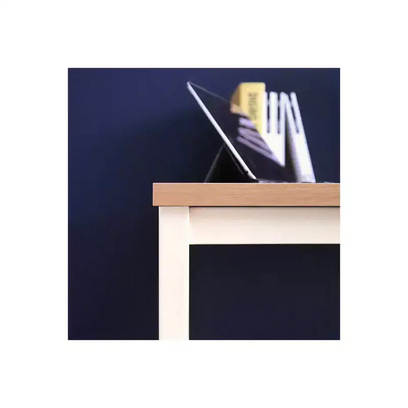 Bureau d'ordinateur contemporain en bois et métal HomeStock Harry