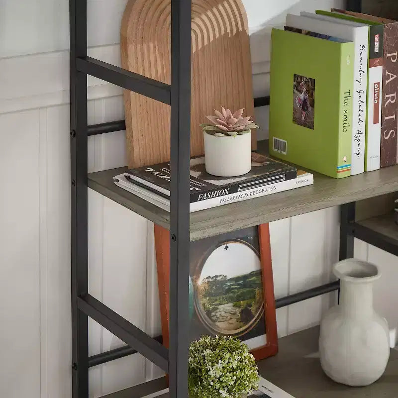 Étagère à livres à triple colonne à 5 niveaux, étagères de présentation hautes autoportantes, étagères à livres réglables de style industriel rustique, étagères à livres modernes pour chambre à coucher