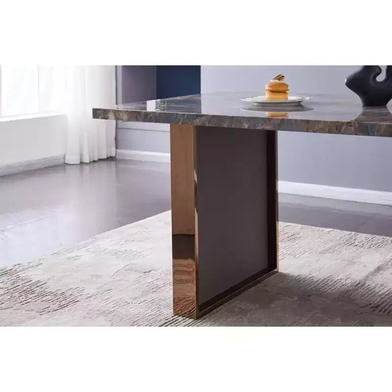 Table de salle à manger rectangulaire Okak de 180 cm avec plateau en faux marbre et pieds en acier inoxydable, table de cuisine pour 6 à 8 personnes pour le salon, marron