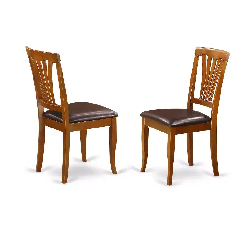 Ensemble de salle à manger HomeStock Belmont – Table et chaises, Marron selle