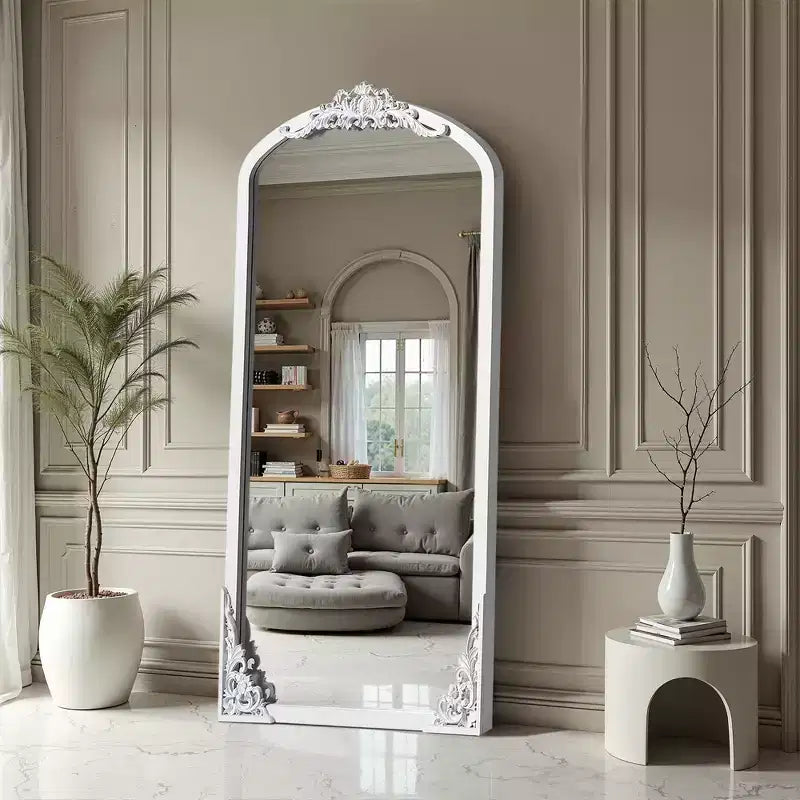 Miroir sur pied noir en bois massif sculpté en micro-arche à angle droit de 67x28 pouces (sans support)