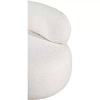 Meridian Furniture Fauteuil en tissu bouclette Venti
