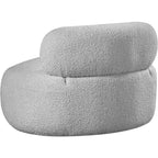 Meridian Furniture Fauteuil en tissu bouclette Venti
