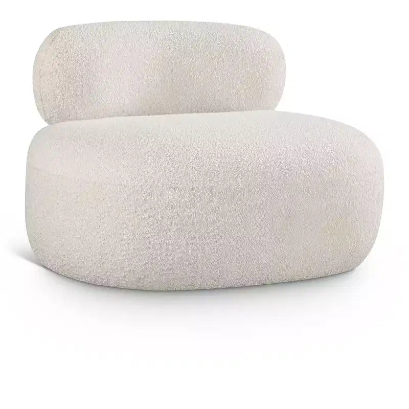 Meridian Furniture Fauteuil en tissu bouclette Venti